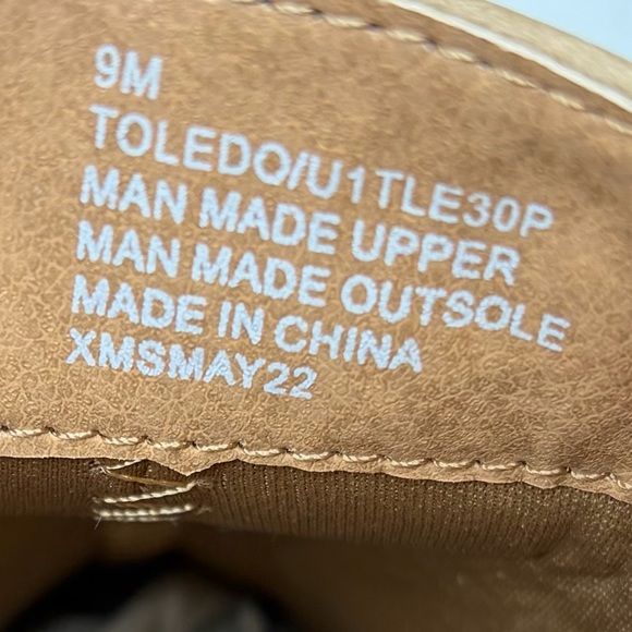 Unionbay Womens TOLEDO Fashion Faux Suede Booties Decorative Zipper Tan Size 9 - Picture 4 of 9